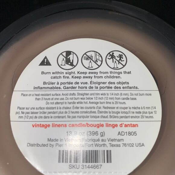 Pier 1 Imports Vintage Linens 3-Wick Scented Candle Glass Jar 14oz  New, No Box - Picture 4 of 4